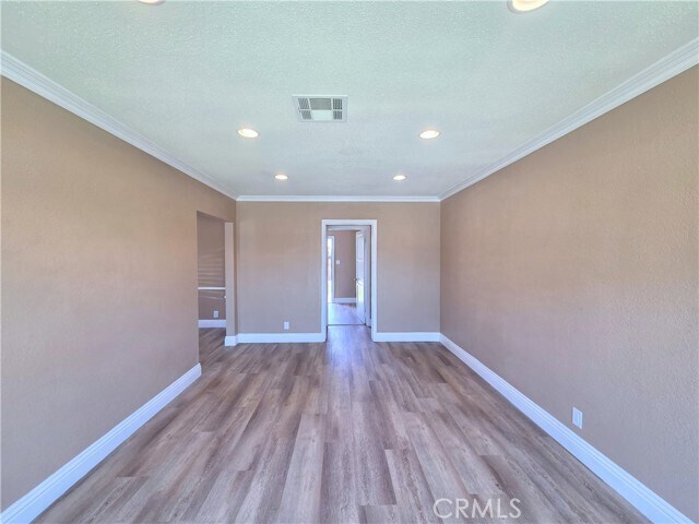 Foto del edificio - 705 N Hillford Ave