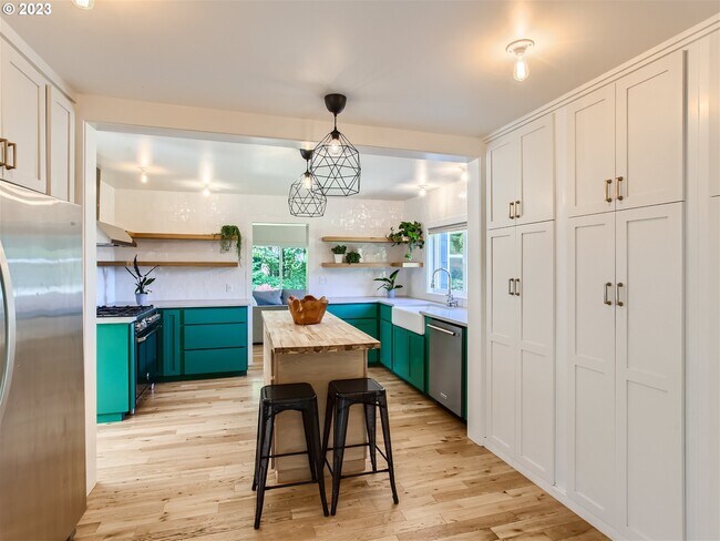 Foto del edificio - 32345 Baumgardner Ln