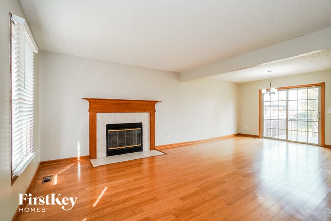 Building Photo - 1072 Tarragon Dr