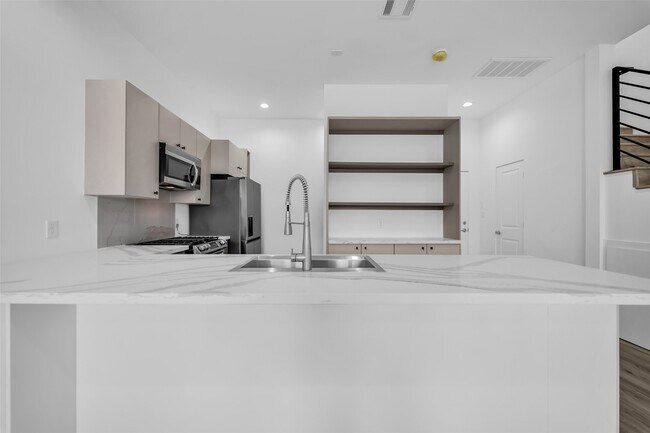 Foto del edificio - 15000 S Richmond Ave