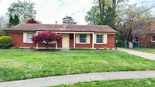 Photo - 2518 Savannah Rd House