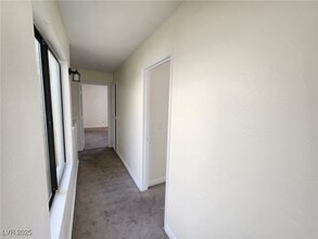 Building Photo - 8129 Spur Ct