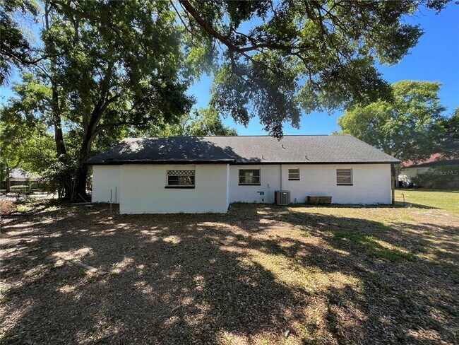Building Photo - 3401 W Heiter St