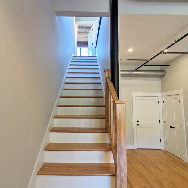 Building Photo - 1665 Main Street Unit A207