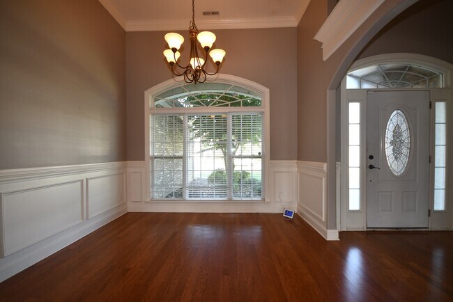Foto del edificio - 8190 Kaitlin Ln