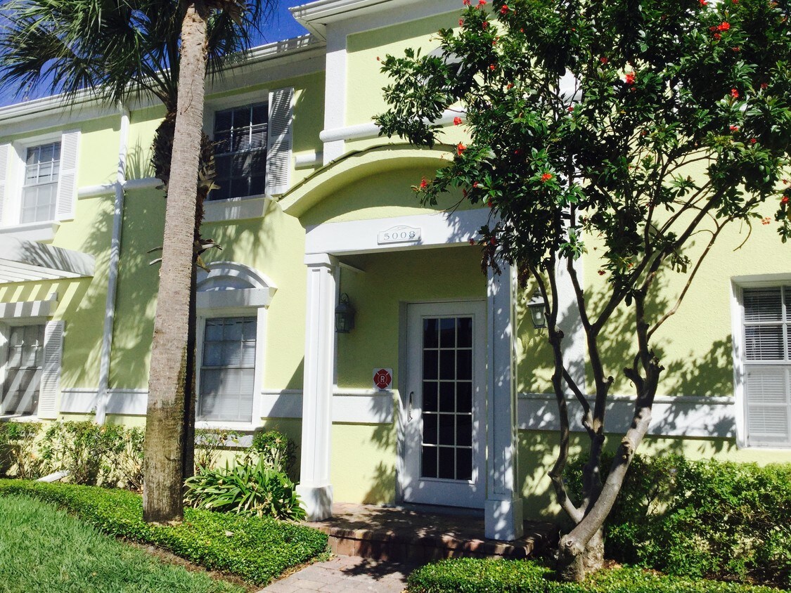 Primary Photo - 5008 Starfish Dr SE