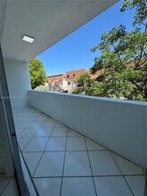 Building Photo - 1555 W 44th Pl