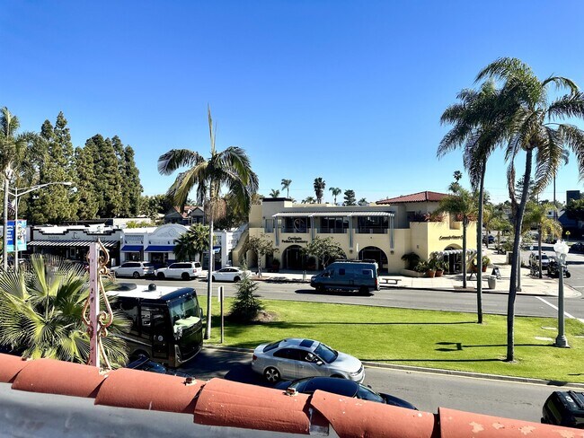 Foto del edificio - 1215 Marline Ave