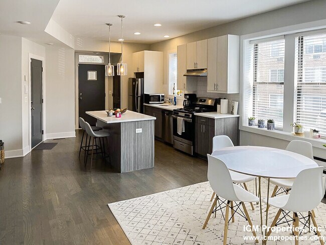 Foto del edificio - 2505 N Rockwell St