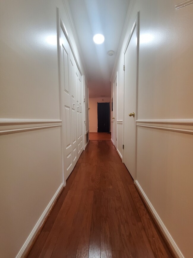 Building Photo - 1716 14th Ter S