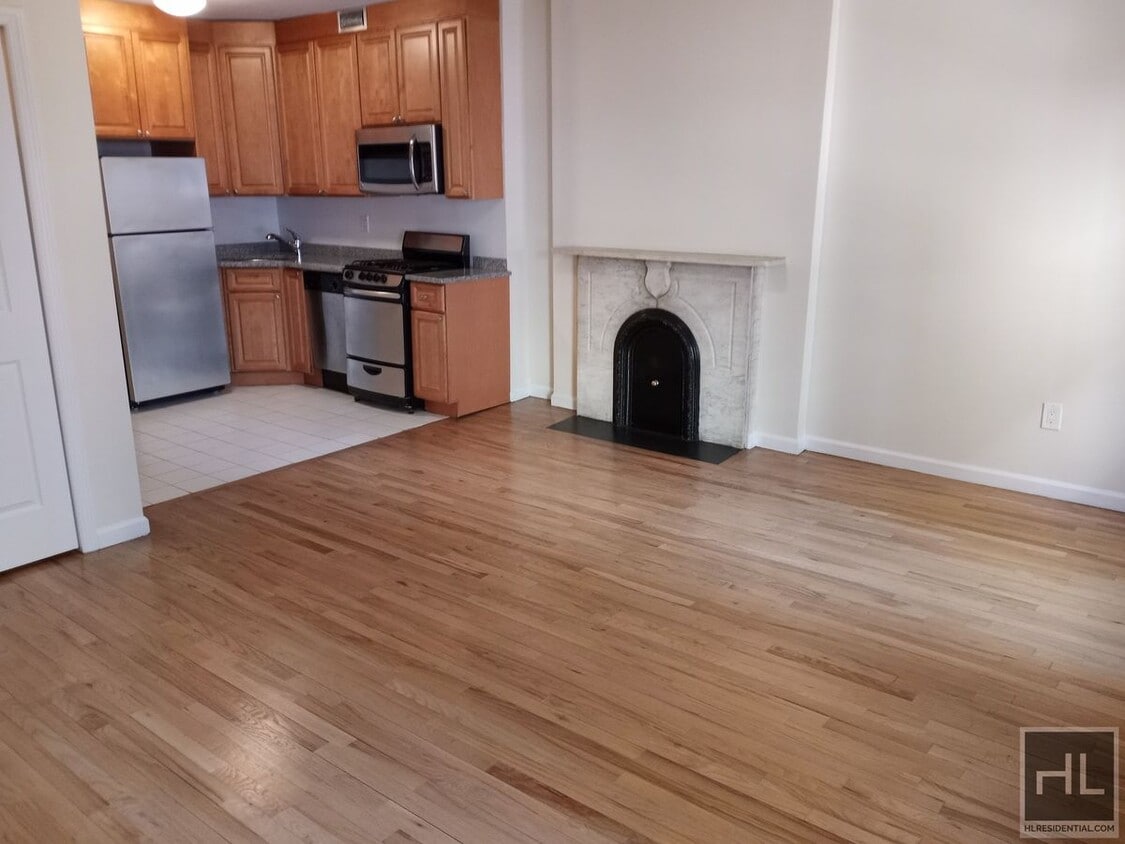 Primary Photo - WEST 55 STREET