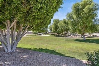 Building Photo - 1556 N Rockwell Ct