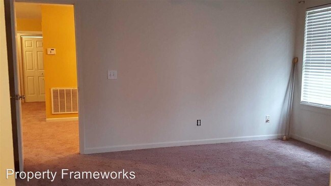 Foto del edificio - 2010 Camp Creek Cir