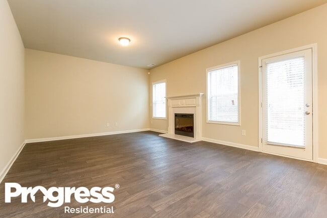 1285 Little Hampton Dr photo'
