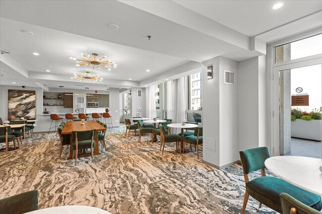 Foto del edificio - 701 S Wells St