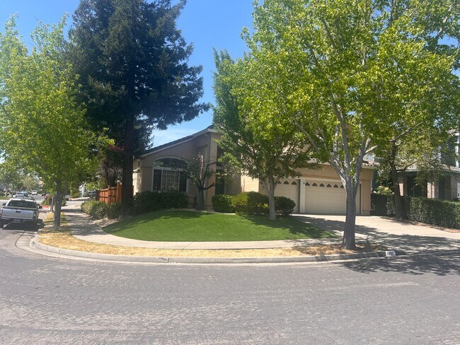 Foto del edificio - Cader Farms 4bed/3bath Single Family Home ...