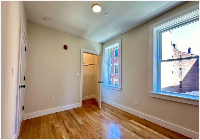 Building Photo - 65 N Margin St