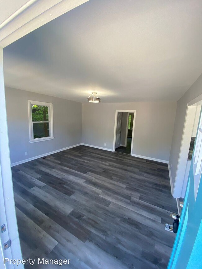 Foto del edificio - 2 br, 1 bath House - 2510 Woodbine Ave