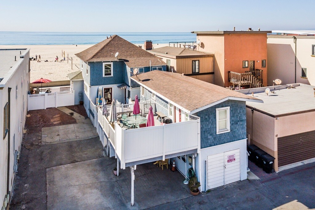 44 The Strand, Hermosa Beach, CA 90254 Condo for Rent in Hermosa