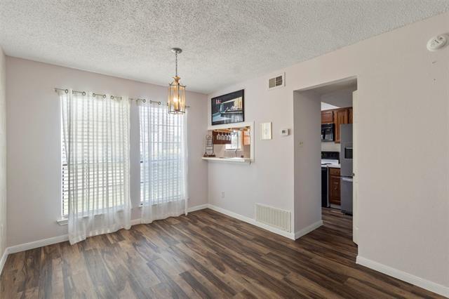 Foto del edificio - 3635 Garden Brook Dr