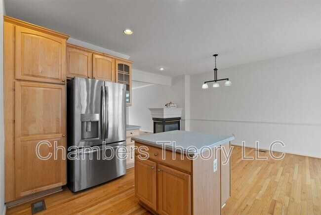 Building Photo - 8453 Kirby Lionsdale Dr