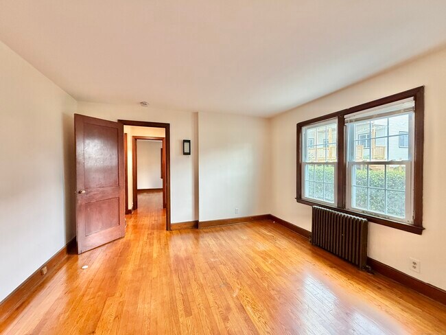 Foto del edificio - 820 Brewster St