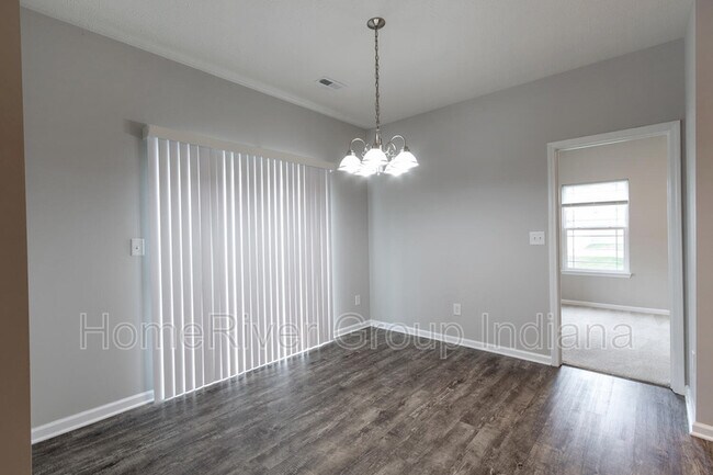 Building Photo - 3296 S Ansley Dr