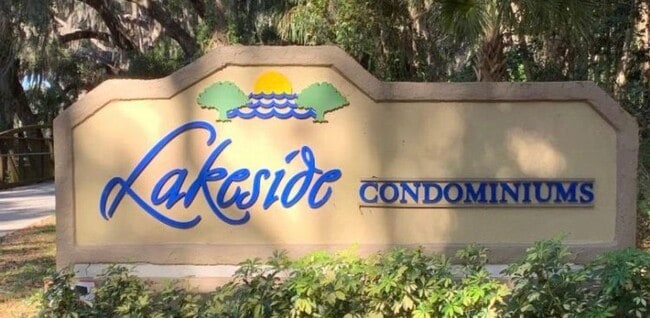 Building Photo - 120 Hibiscus Woods Ct