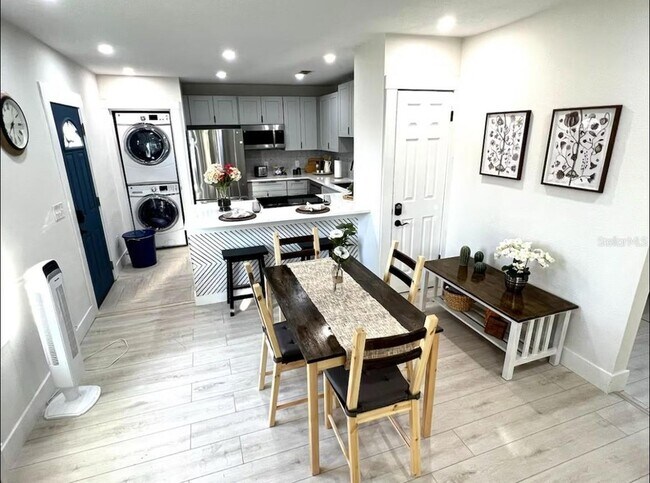 Foto del edificio - 1756 2nd St NE