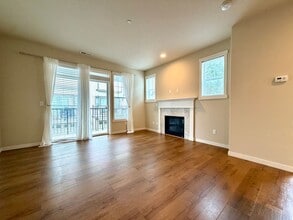 Building Photo - 28521 SW Orleans Ave