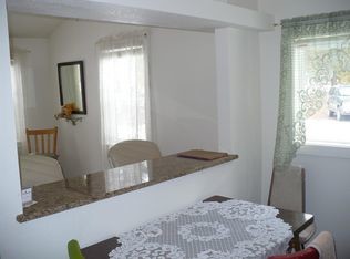 Foto del edificio - 40268 Morgan Rd