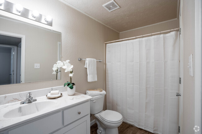 Bathroom - Aspen Meadow Apartments