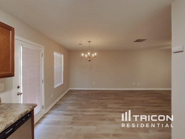 Foto del edificio - 7123 Tanger Boulevard Riverdale GA