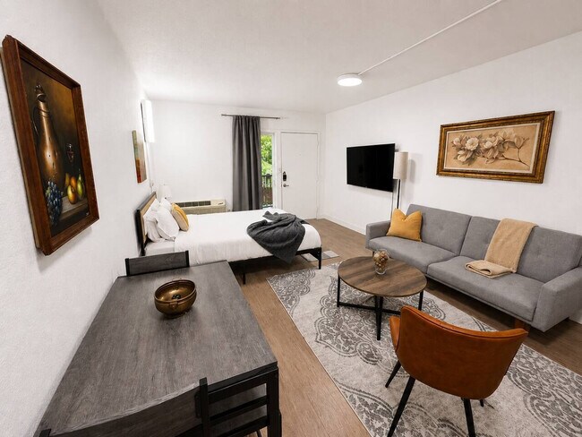 Building Photo - 824 Camino La Costa