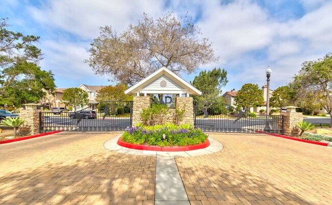 Foto del edificio - 935 Heron Cir