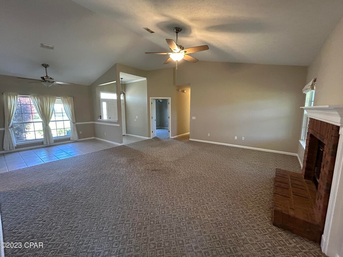 1118 Connecticut Ave, Lynn Haven, FL 32444 House for Rent in Lynn