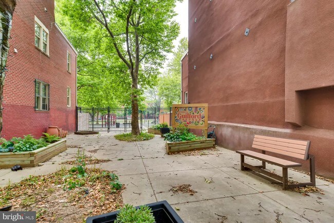 Building Photo - 2208 Guilford Ave
