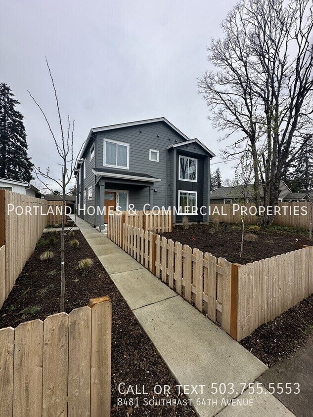 Foto principal - 8481 SE 64th Ave