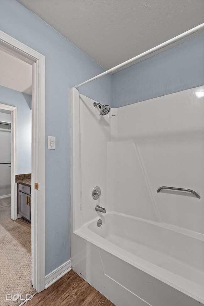 Building Photo - 421 Stratmore Dr