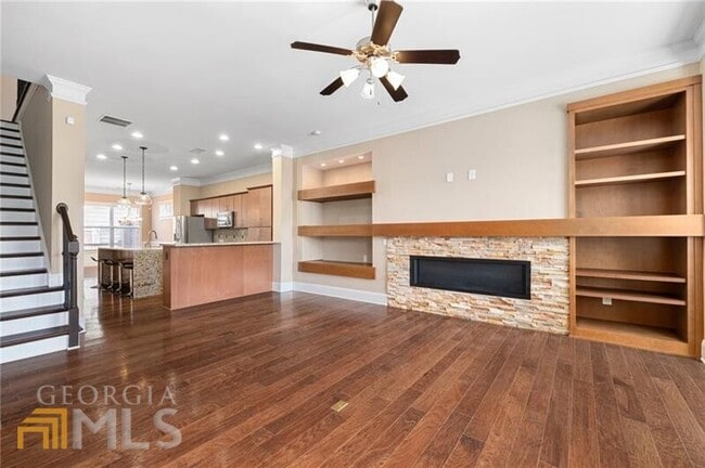 Building Photo - 317 Alderwood Ln