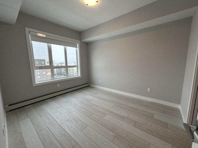 Building Photo - 60 Skyview Ranch Rd NE