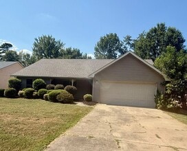Building Photo - 149 Rolling Oaks Dr