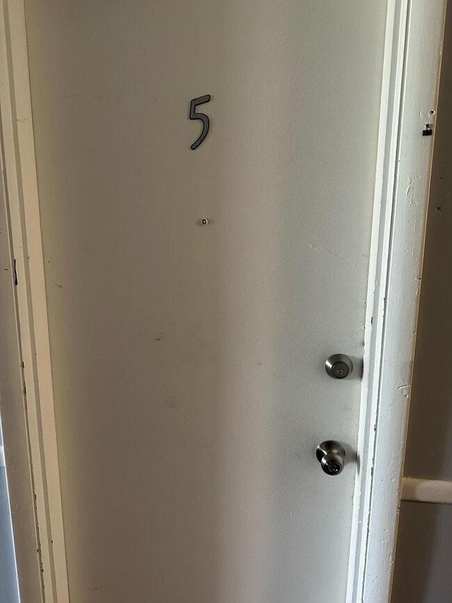 Foto del edificio - 1921 Oxford Cir