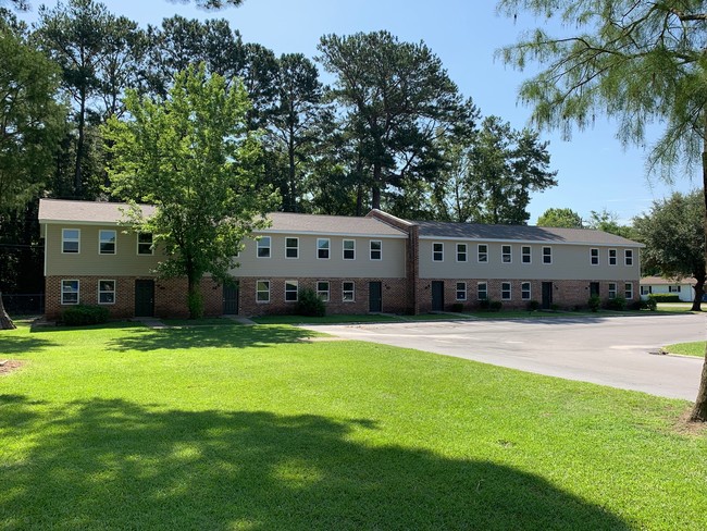 Building Photo - Carolina Crossings Apartments