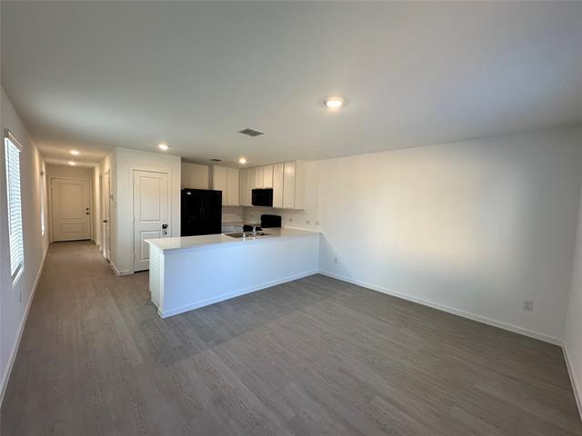 Foto del edificio - 829 Sandhill Crane Ln