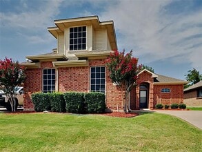 Building Photo - 1829 Carver Dr