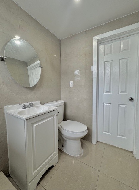 Building Photo - 724 NW 3rd Ct