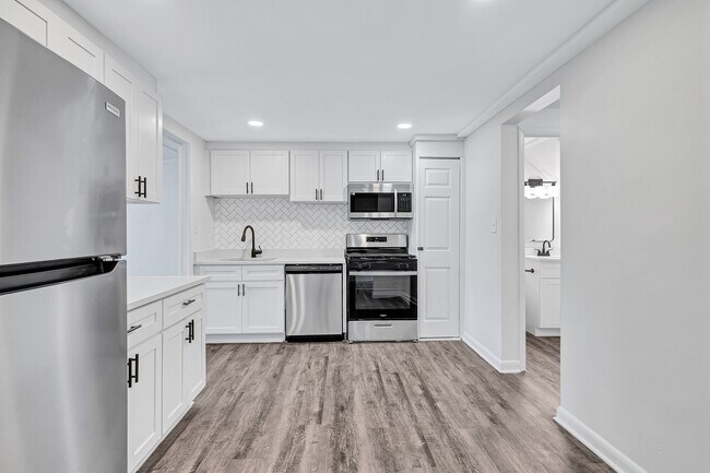 Foto del edificio - Avalon Townhomes