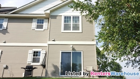 Building Photo - 1542 Independence Dr