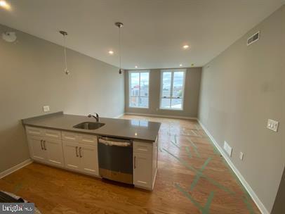 Primary Photo - 1734 Ridge Ave